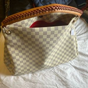 White checkered Shoulder Bag